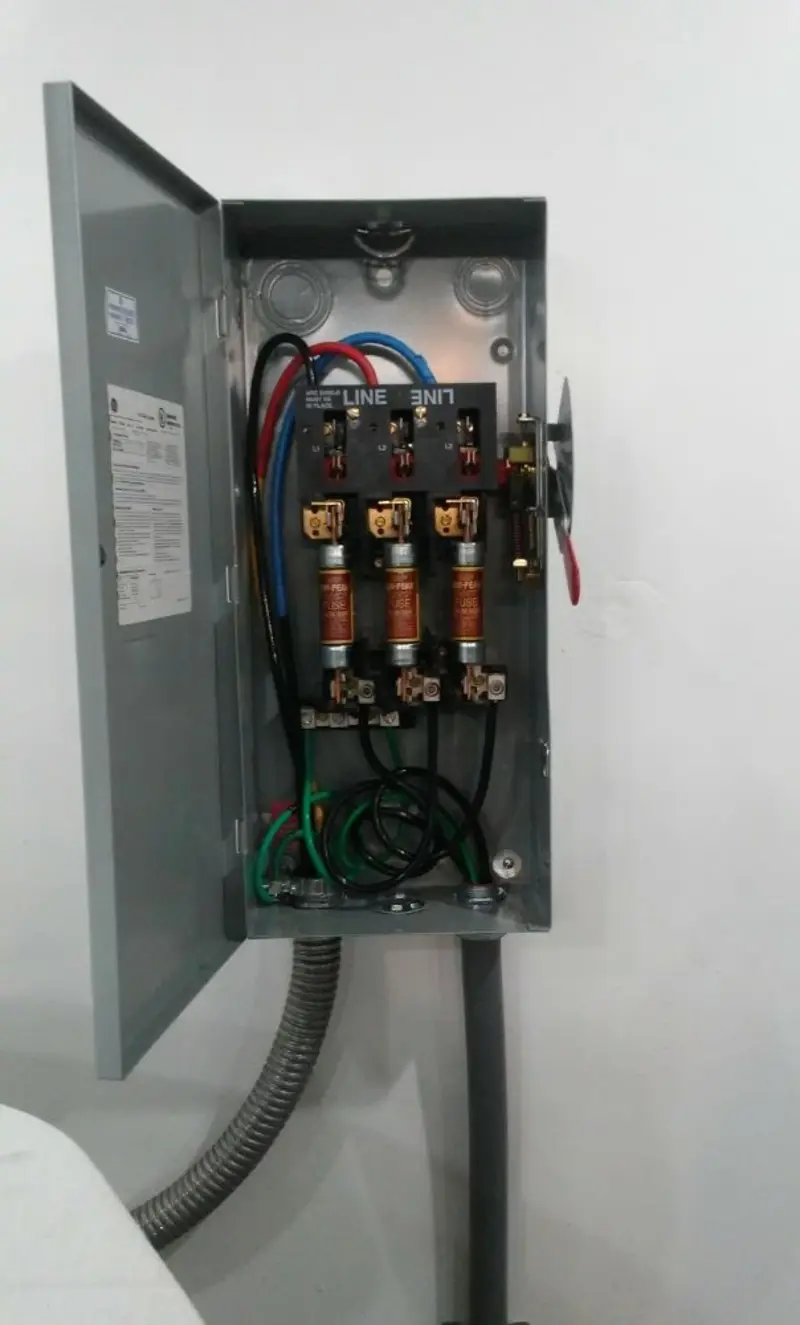 Three-phase disconnect switch installed for Smoke Detector Installation in Park City